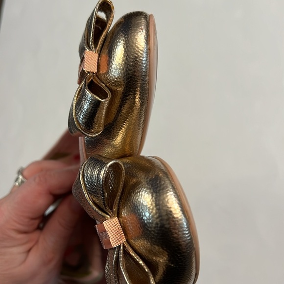 TED BAKER PINK METALLIC FLATS SIZE 8 - Picture 4 of 17